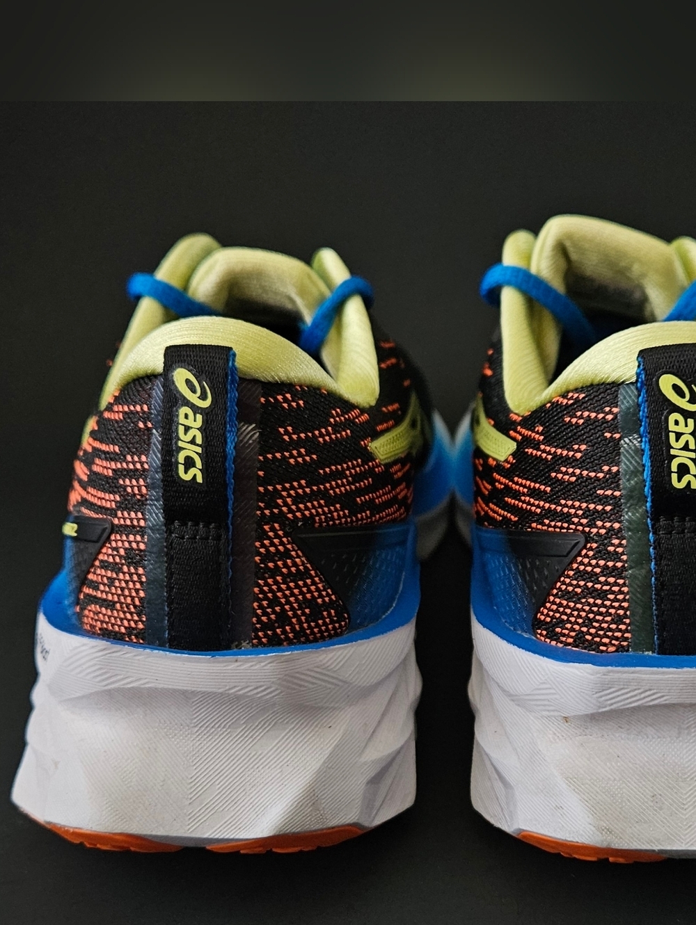 Asics Novablast - Picture 5 of 7